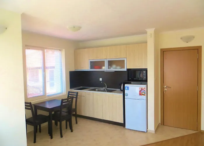 Апартамент In Azalia 2 Complex